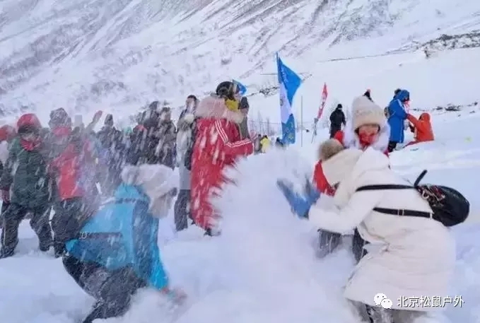 【元旦雪鄉(xiāng)】丨冰雪童話世界，雪谷、雪鄉(xiāng)、霧凇島、哈爾濱冰燈，體驗東北林海雪原，跨年火車團，不用請假